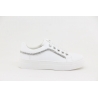 Tenis Asso com cordão de brilhantes e com fecho lateral