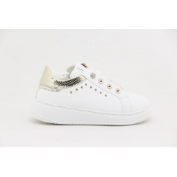 Tenis Asso com atacador e tachas