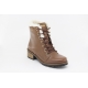 Bota Pegada meio salto com pêlo, com atacadores e fecho lateral