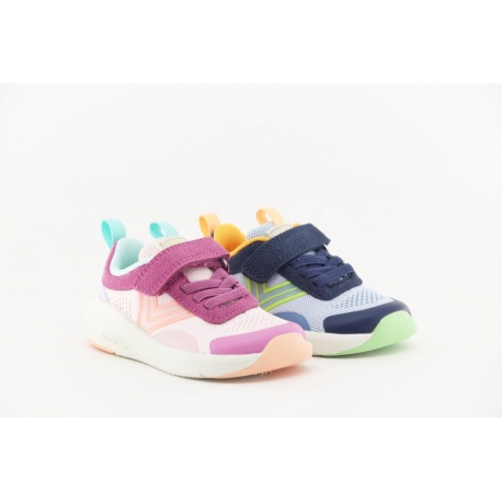 Tenis Victoria Barefoot com velcro e elásticos e reforço na biqueira